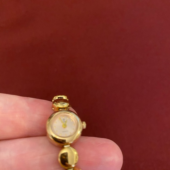 Watch - Picture 7 of 12